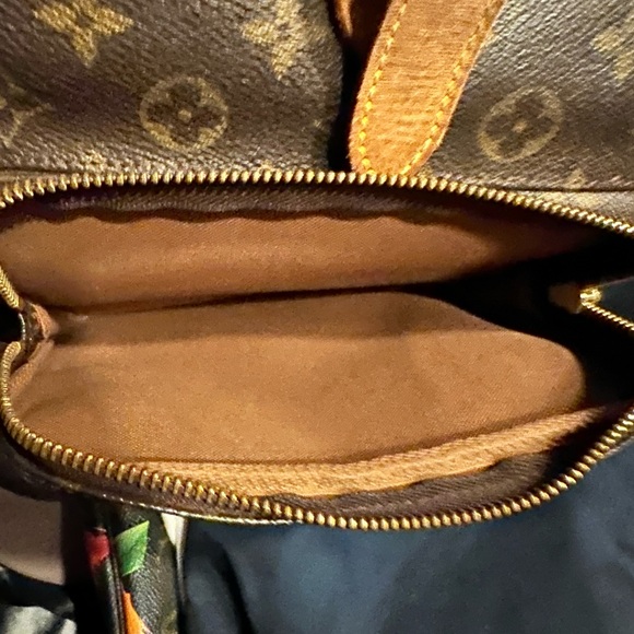 Louis Vuitton Montouris gm back pack - Picture 5 of 6